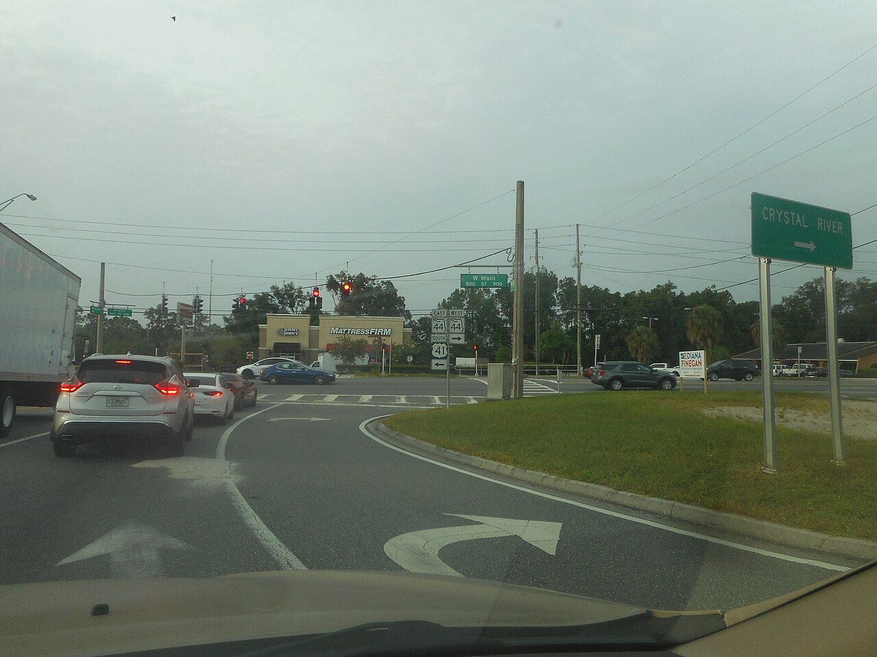 Southbound US 41 approaching State Road 44 in Inverness, Florida.