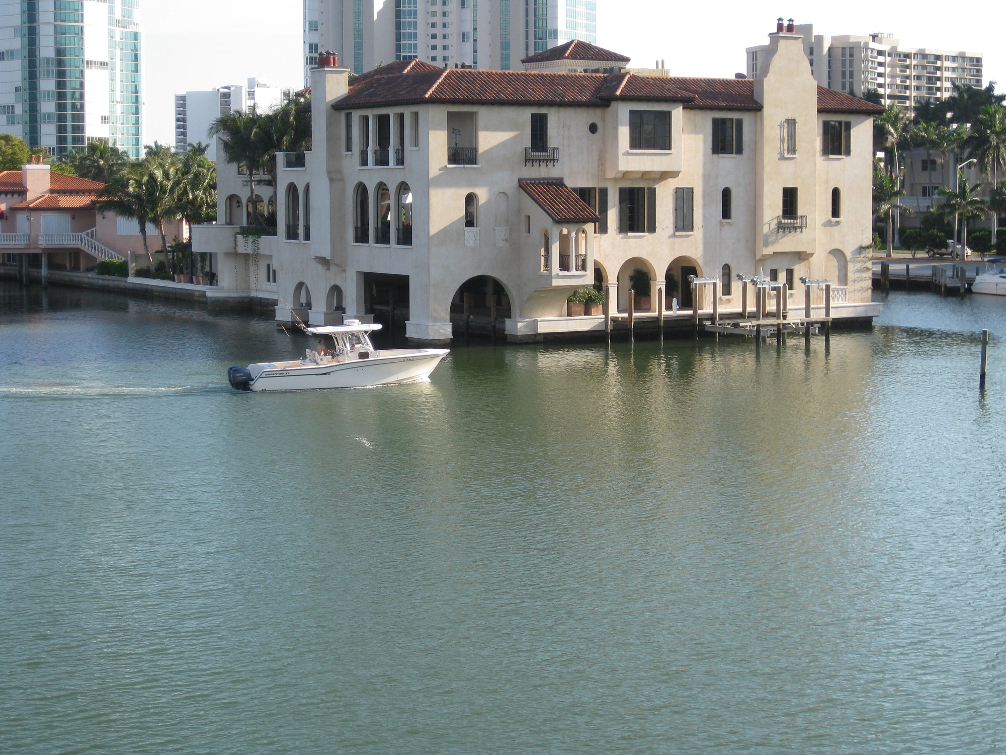 Naples place guide image.
